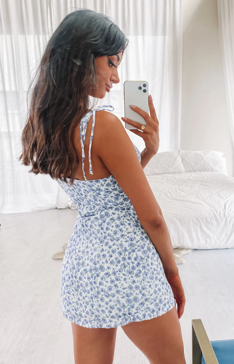 10688-penny-lane-dress-blue-floral-1.jpg