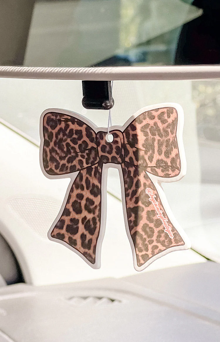 10827-leopard-print-bow-air-freshener-1.webp