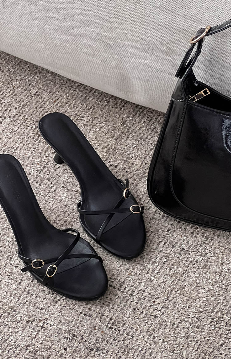 14043-billini-wyler-black-heels-1.webp