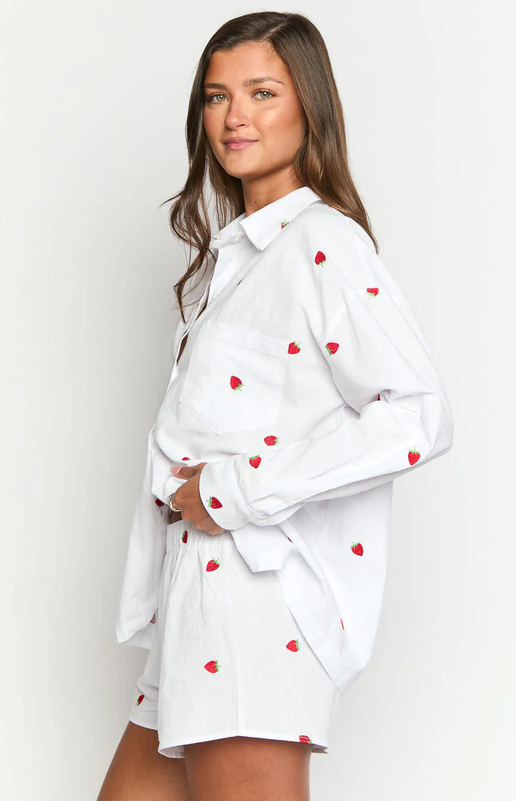 14239-brad-white-strawberry-embroidered-boxer-shorts-1.webp