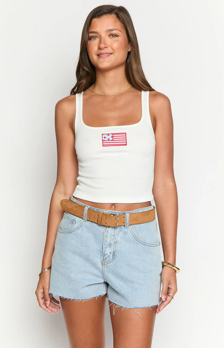 Winnie Star Light Wash Denim Shorts