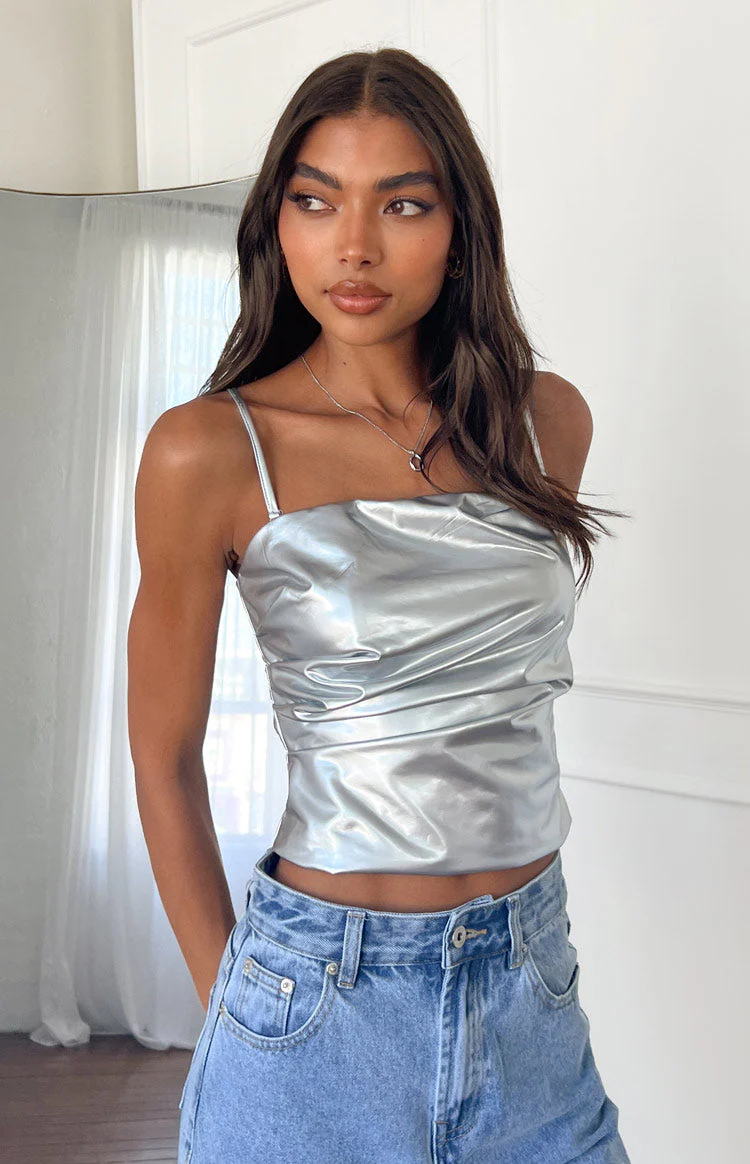 511-never-there-silver-metallic-strapless-top-1.webp